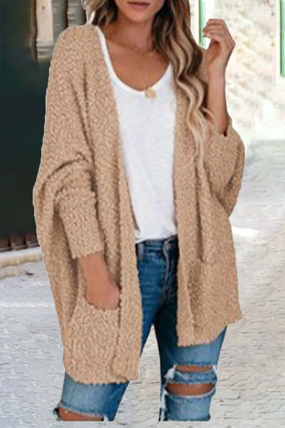 Stylischer Cardigan mit Puppenärmeln für gemütliche Momente