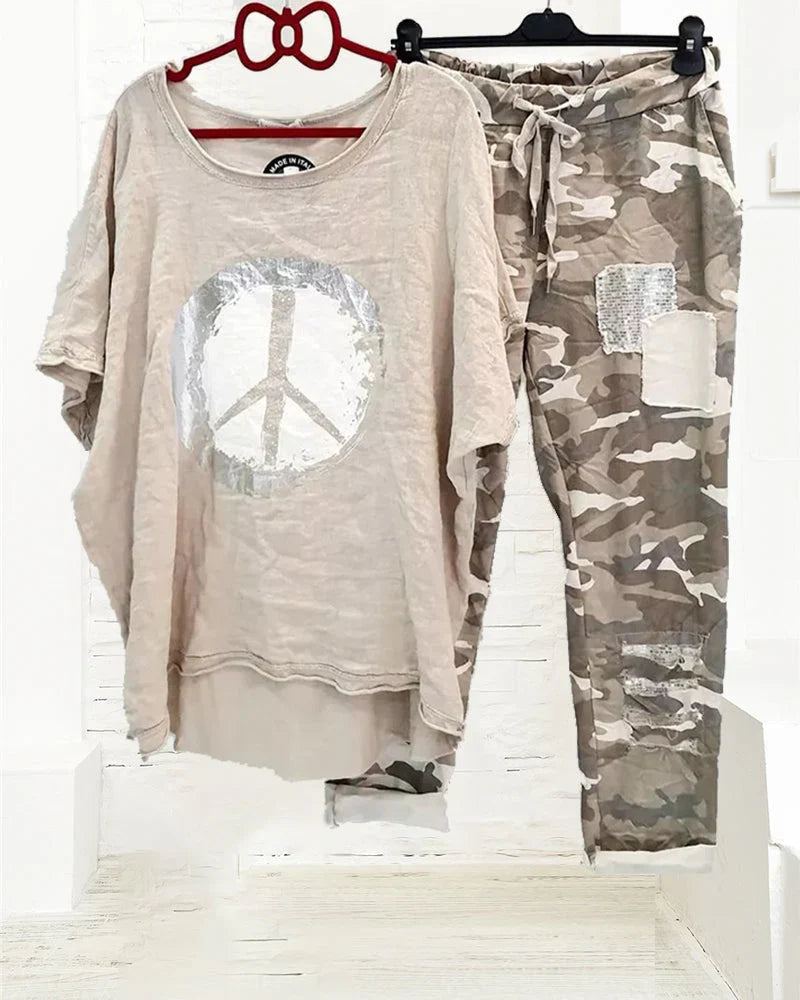 Claudia - T-Shirt und Hosenset mit Camouflage-Druck